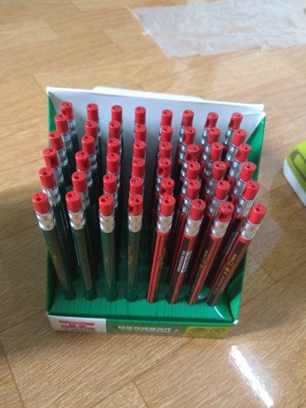 48 chiếc chì bấm đẹp ( 1 hộp )