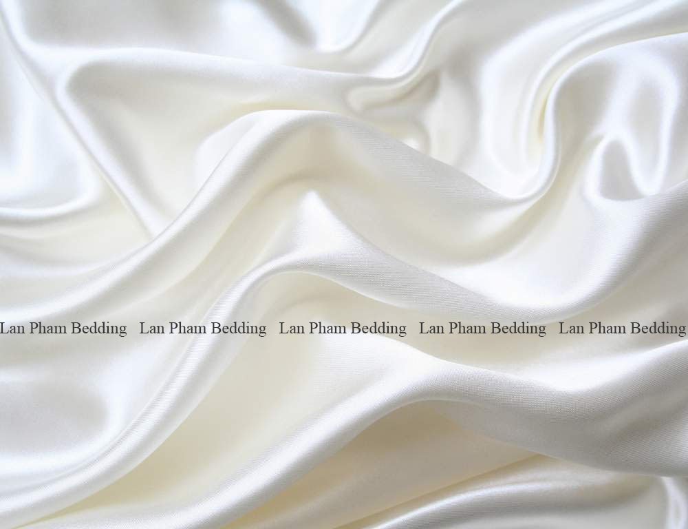 ( Lụa Loại 1) Ga Giường Phi Lụa Màu Trắng Cao Cấp Mềm Mại Lan Pham Bedding