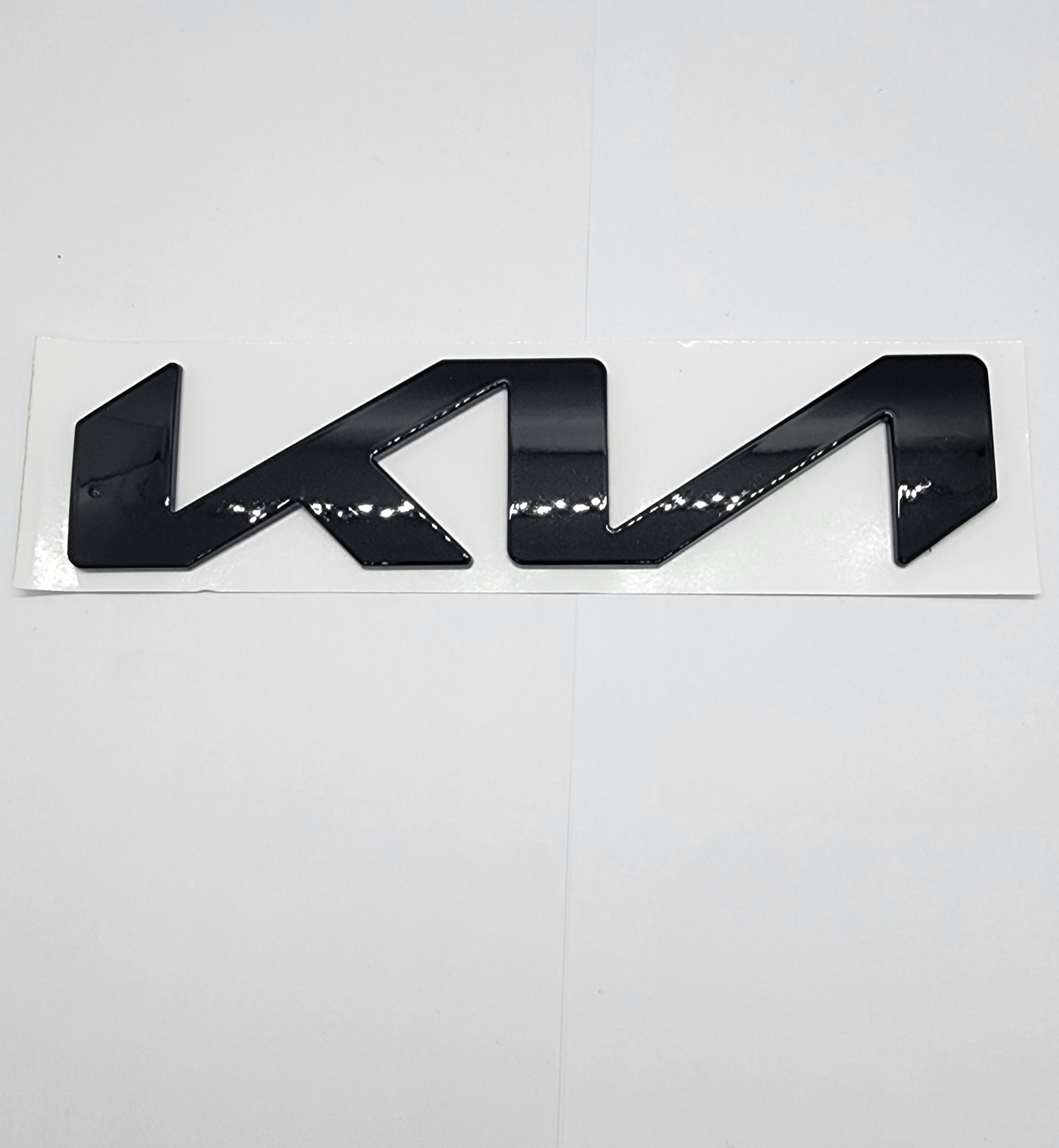 Logo chữ KIA mới 2022 (17x4cm)