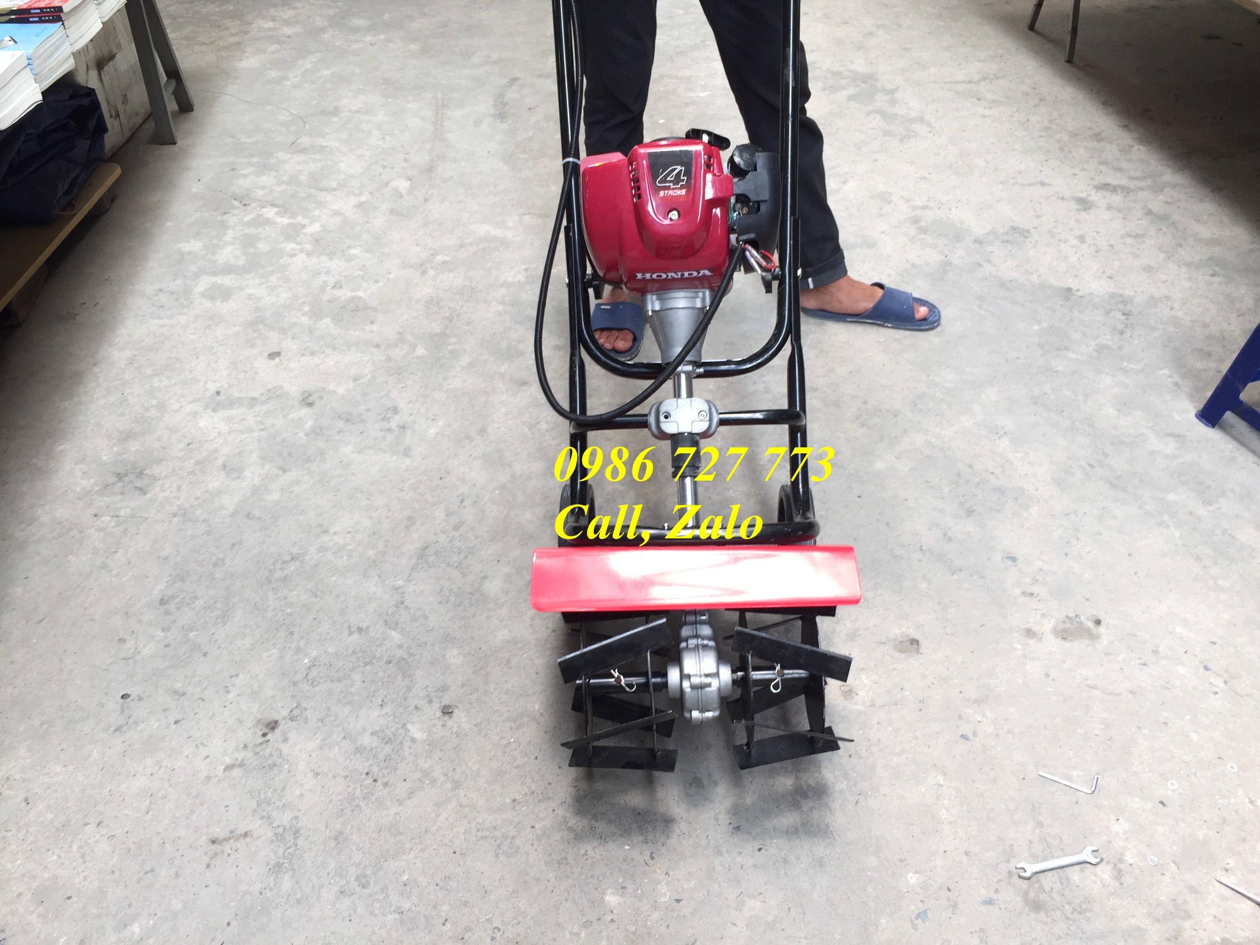 Máy xạc xới đất mini HONDA GX35