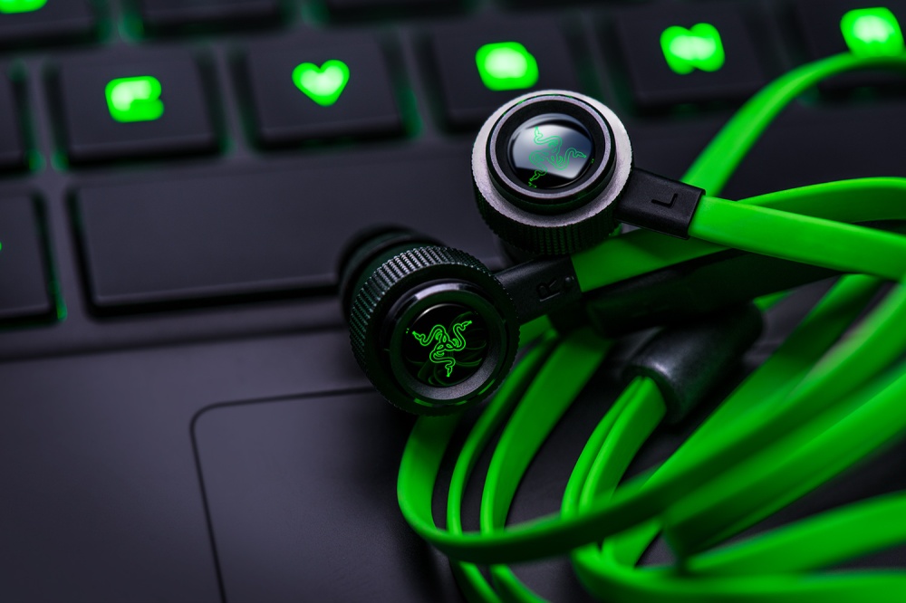 Razer Hammerhead Pro V2–In-Ear Headset