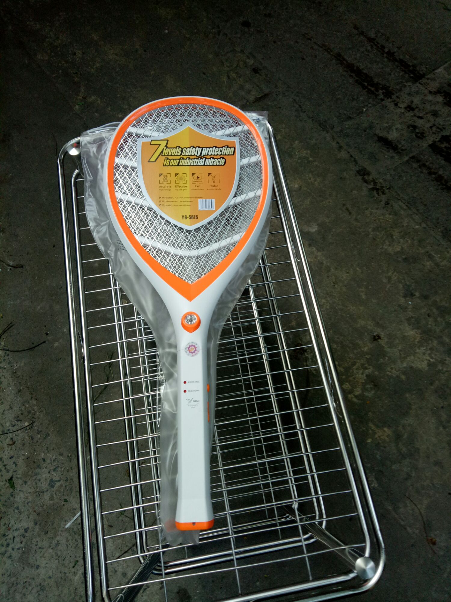 vợt bắt muỗi Thái Lan