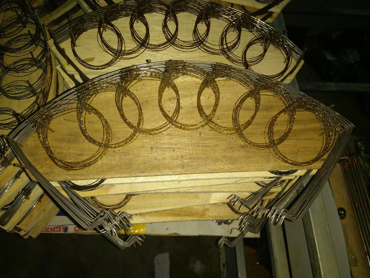 Thòng bẫy chim chào mào, khướu, chòe, mi