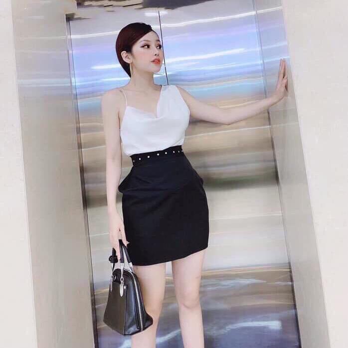 Bộ Áo Cổ Đổ Và Chân Váy Kết Cườm