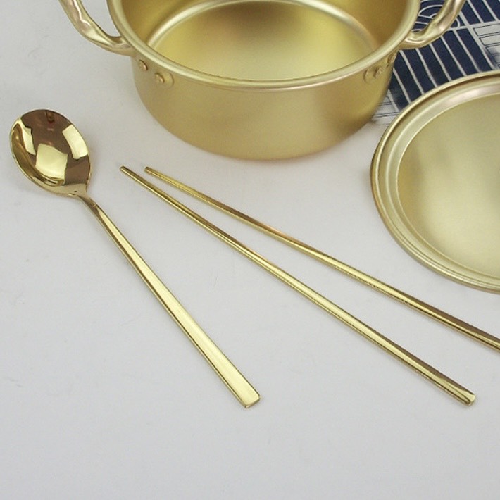 Bộ đũa muỗng vàng inox cao cấp Hàn Quốc