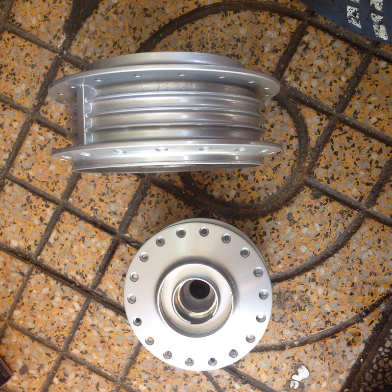 Cặp Đùm Trước X1R Sau Sirius Bạc  Ms 2010
