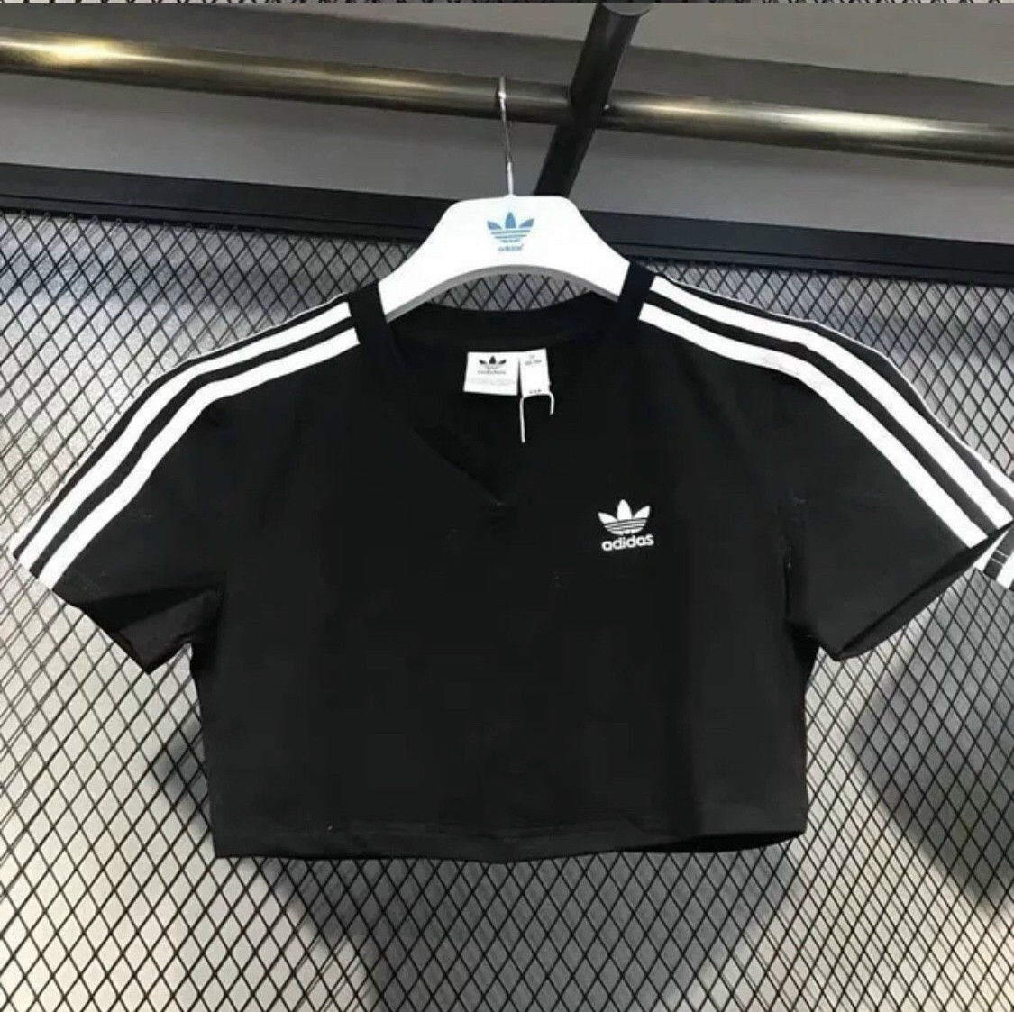 [HCM]Áo croptop sọc vai