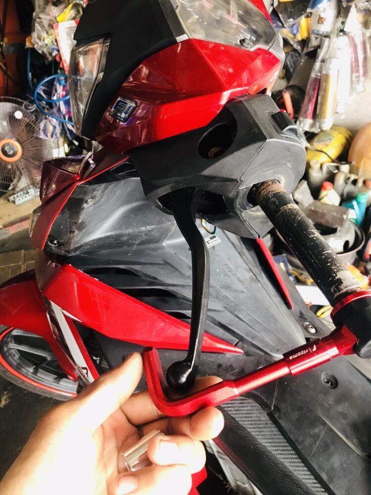 gù bảo vệ tay lái Rizoma