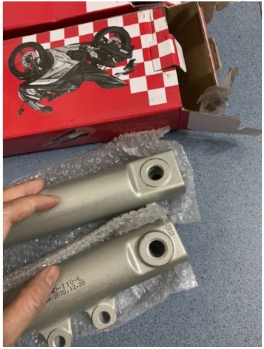 Phuộc trước Lead 110 hàng công ty