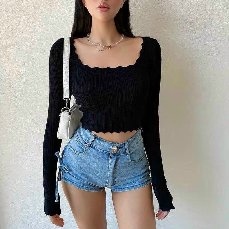 Áo thun borip ren croptop cổ vuông tay dài ống loe cute ttsla1197