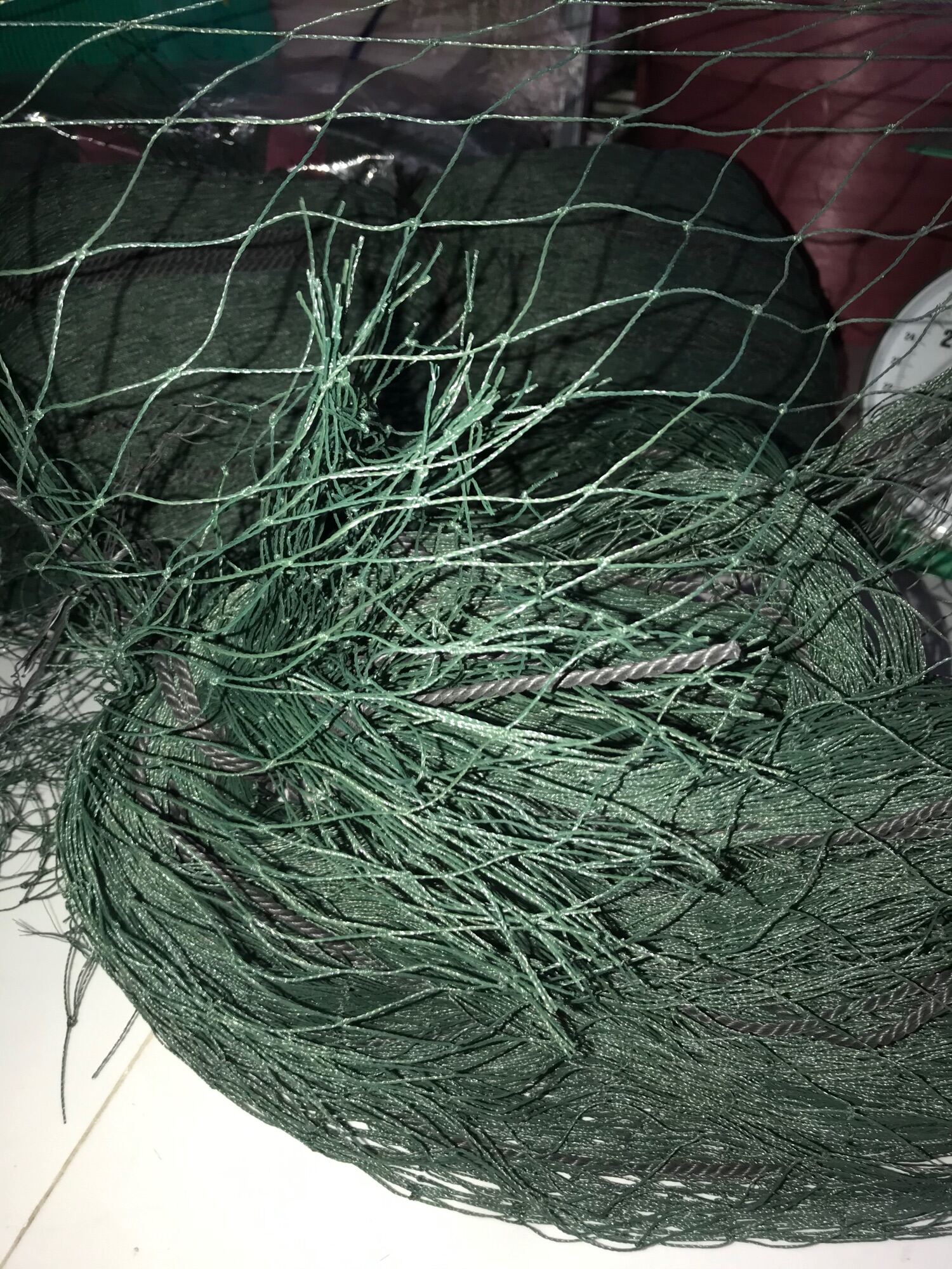 10 met khổ cao 2m Lưới rào gà xanh rêu có luồng dây làm giàn