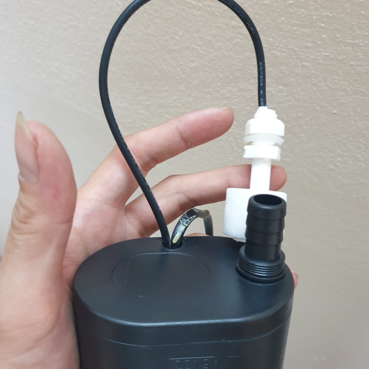 (Hàng chính hãng) máy bơm nước quạt liền phao chống cạn 16W - bơm quạt điều hòa - bơm quạt hơi nước