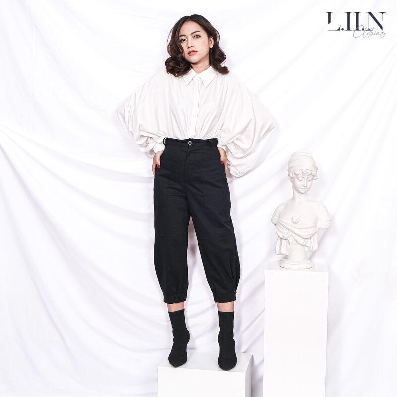 Quần kaki nữ màu đen bo gấu cá tính LIIN Clothing Q3231