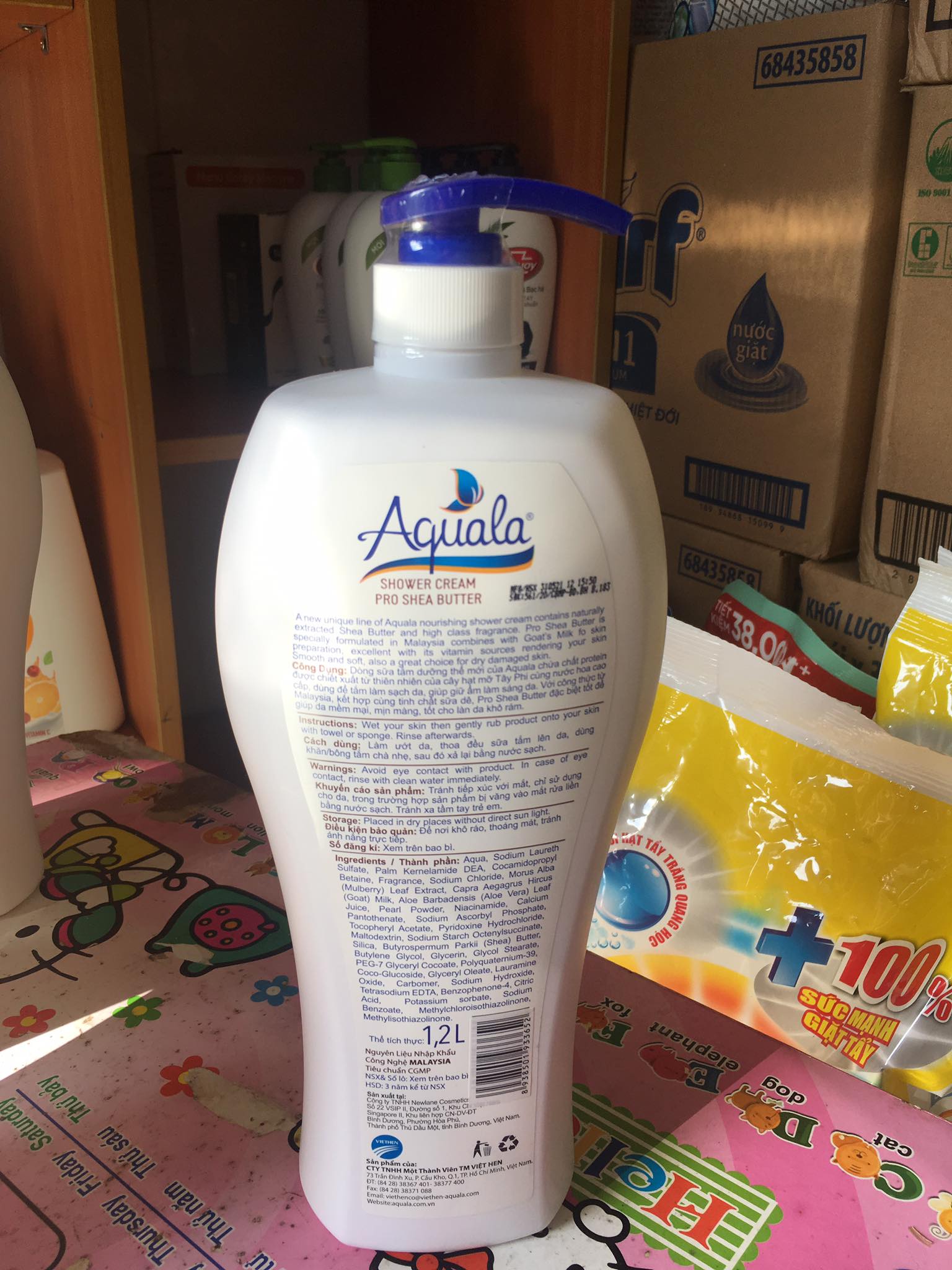 Sữa tắm Aquala pro 1.2L