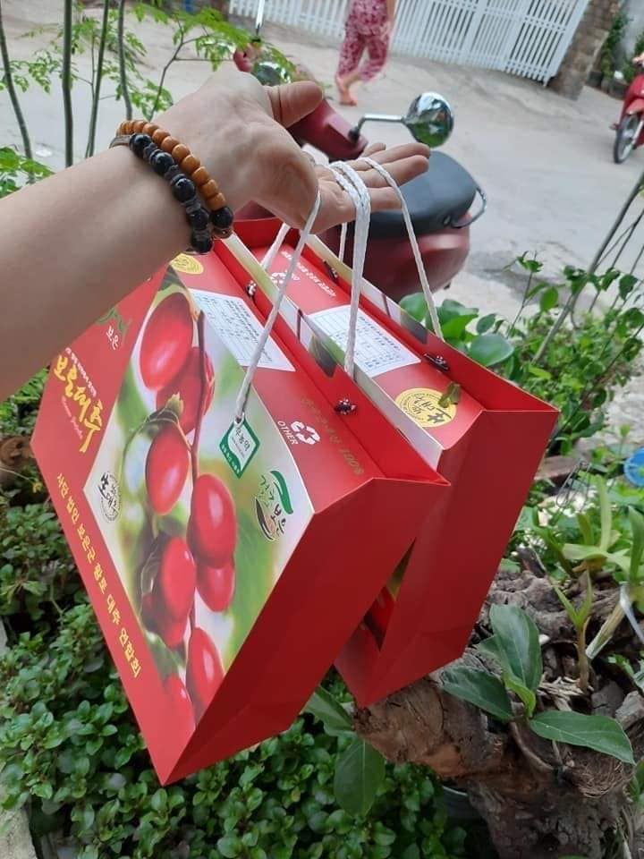 Táo đỏ Hàn Quốc hộp 1kg.