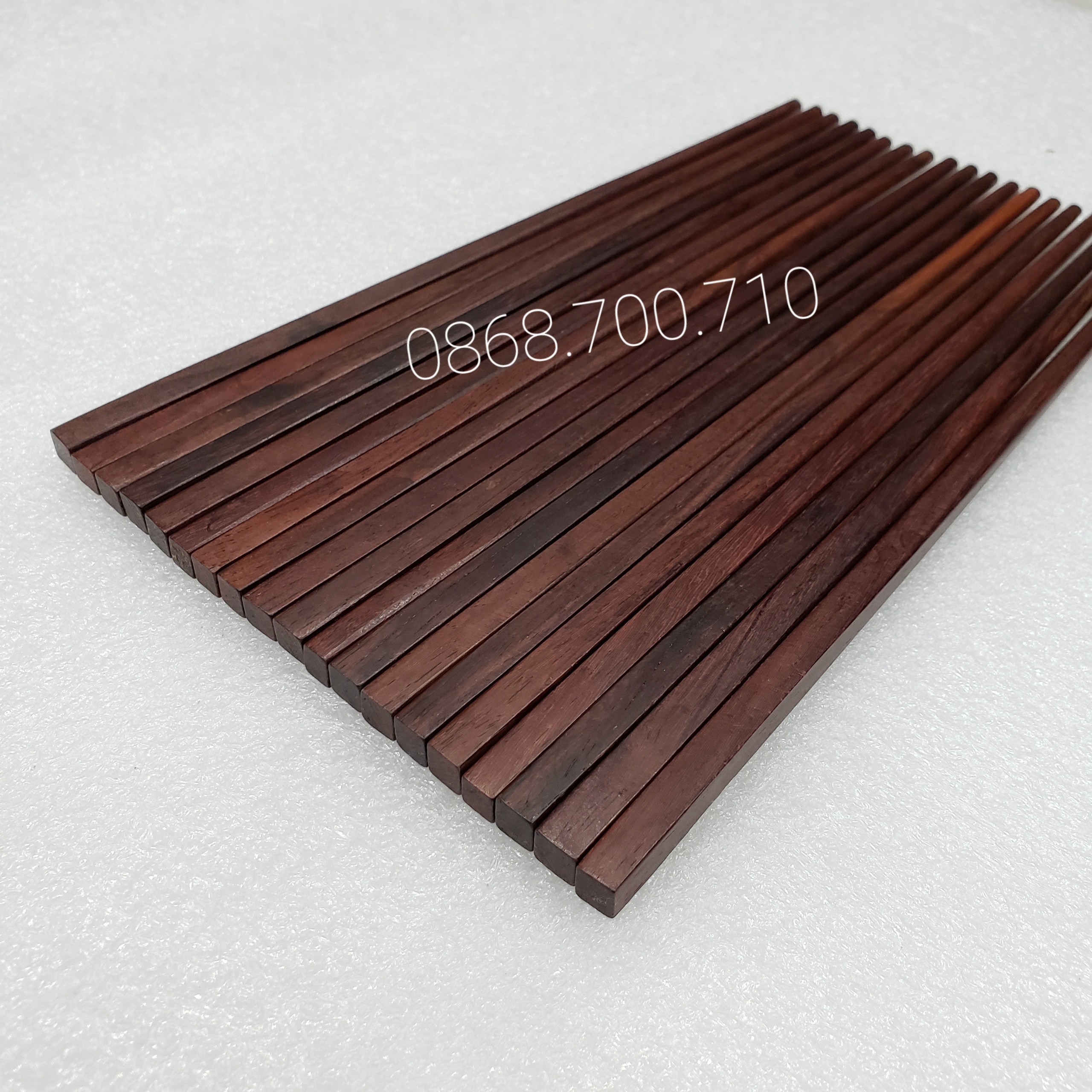 Đũa ăn gỗ Cẩm lai đầu vuông trơn 10 đôi