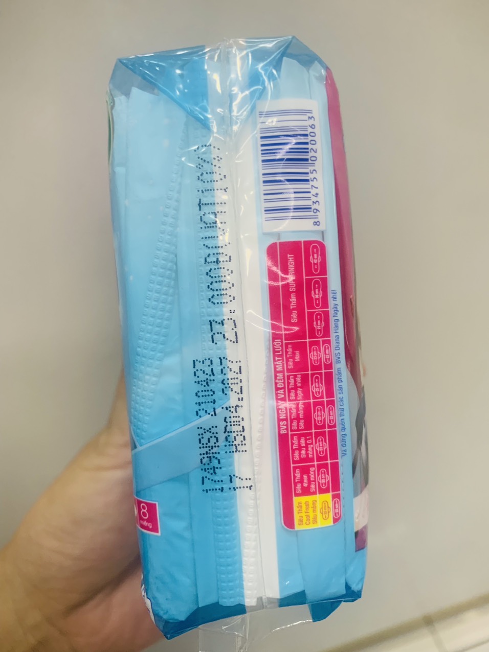 ( mẫu mới 2023) Băng vệ sinh Diana siêu thấm Cool Fresh có cánh 8 miếng