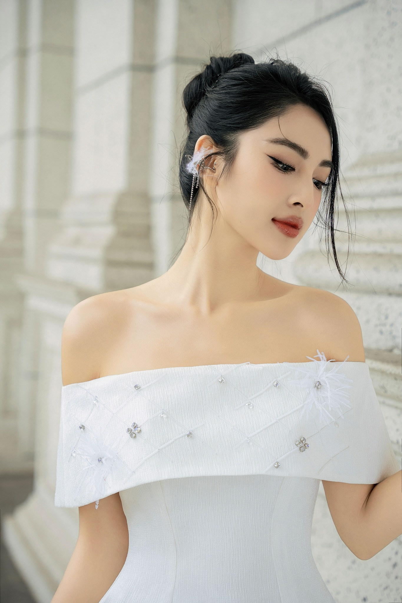 Voucher siêu sale 15% OLV - Đầm Harmoni Off Shoulder Dress