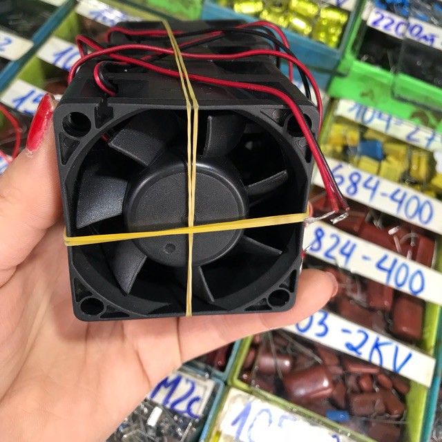 Hot-quạt 12v 6cm