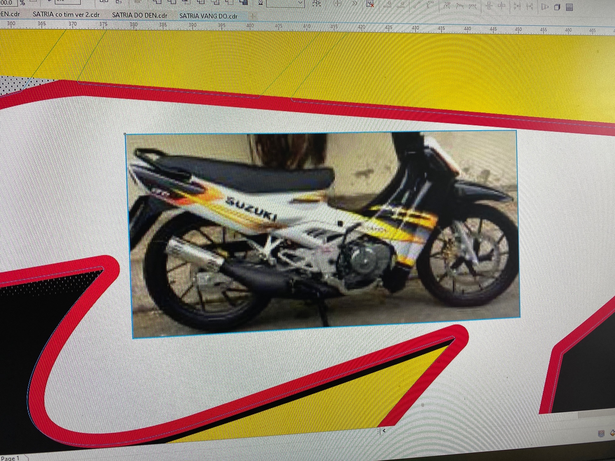 Tem rời Satria vàng đỏ dán xe trắng đen