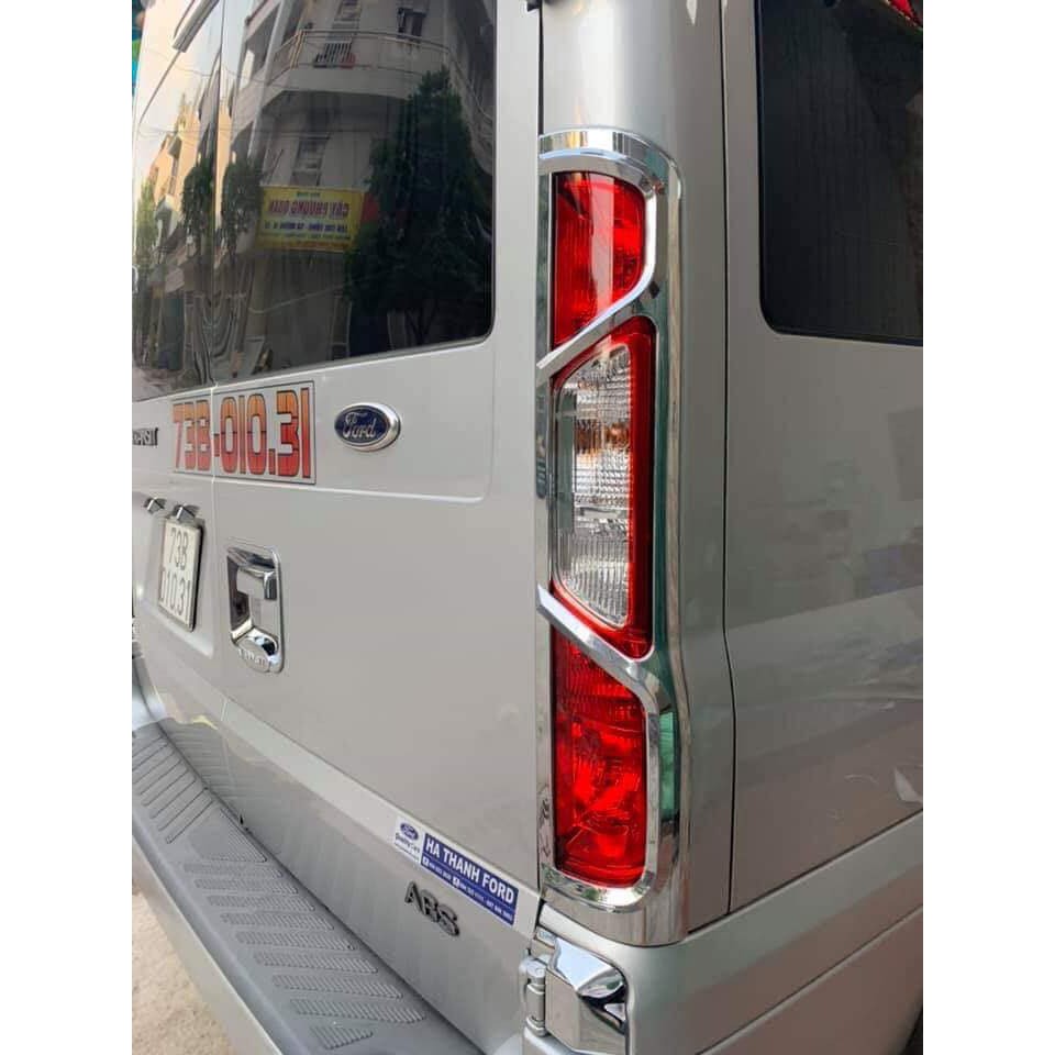 Ốp Viền Đèn Hậu Xe Ford Transit 2014-2019 Mạ Crom