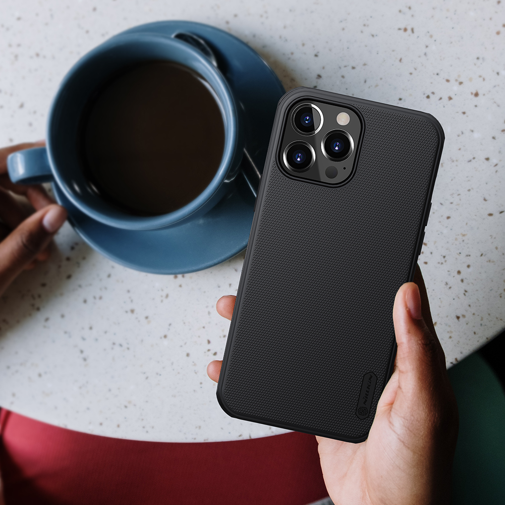 Ốp lưng iPhone 13 Pro Max Nillkin Super Frosted Shield Pro