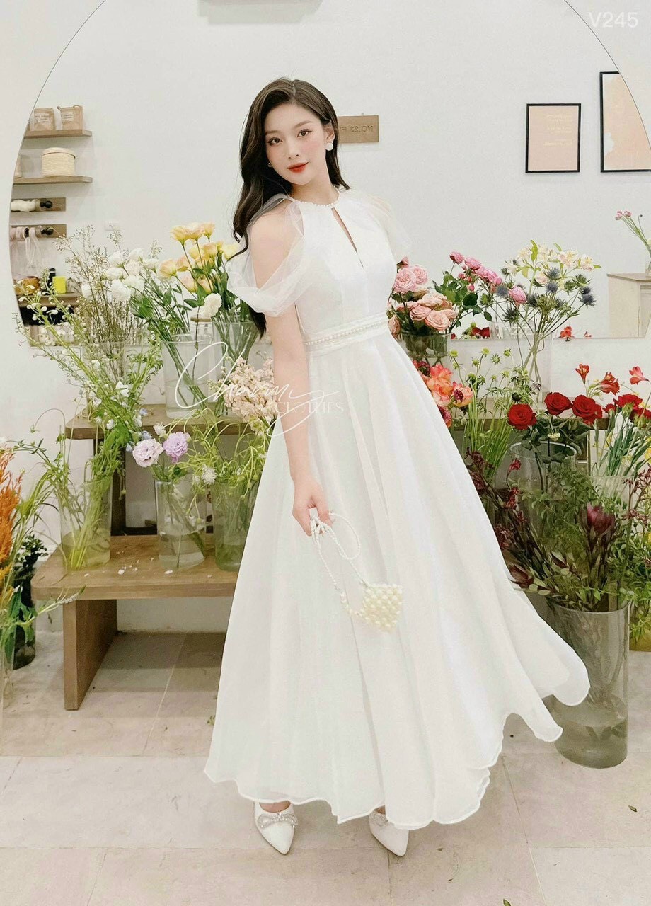 Váy đầm nữ chất liệu voan phối dây cườm cổ
