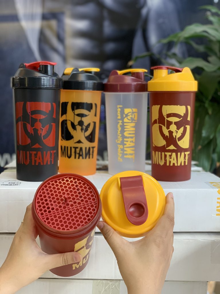 Bình Nước Tập Gym Shaker Mutant 1 Lít