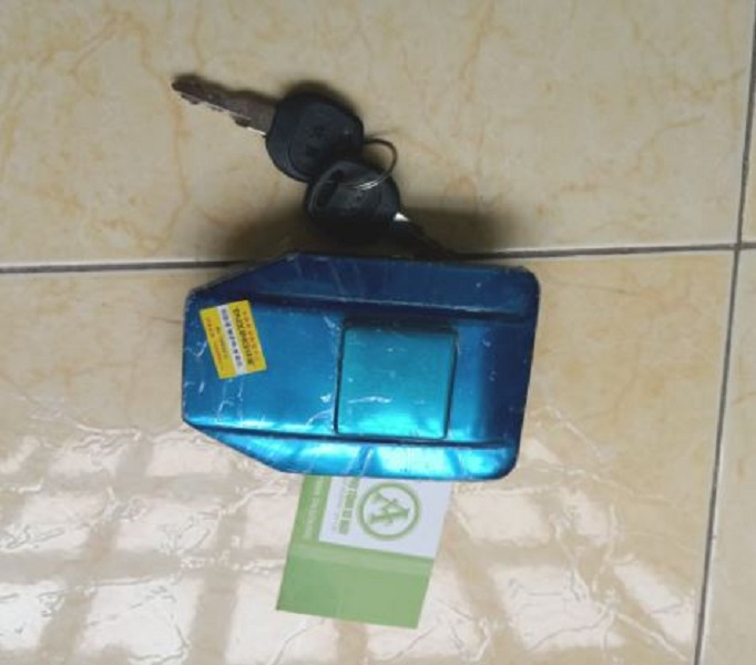 Nắp Vuông bình xăng xe ba bánh