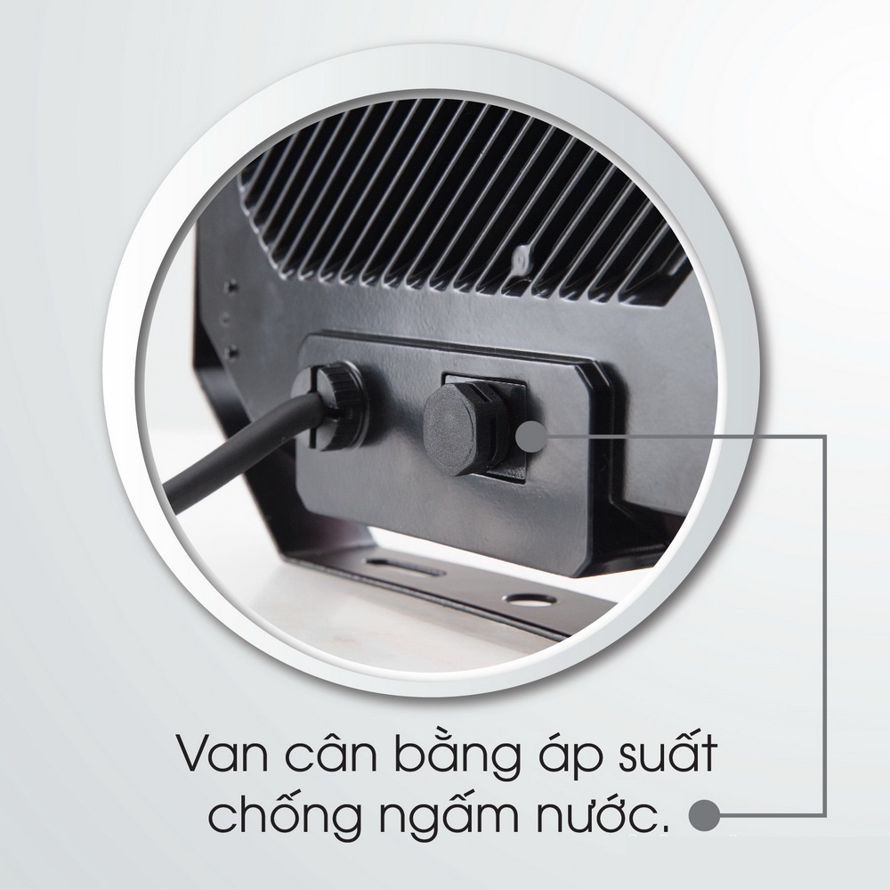 Đèn led chiếu pha 50w Rạng Đông CP08