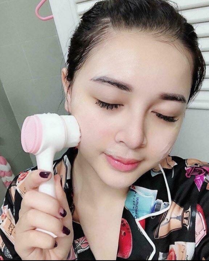 Cọ Rửa Mặt Mát Xa- Masage Mặt 2 Đầu Silicol