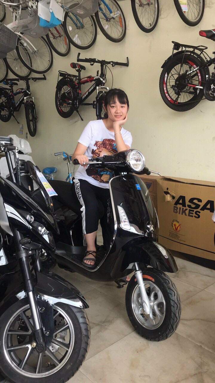 Xe máy điện Vespa
