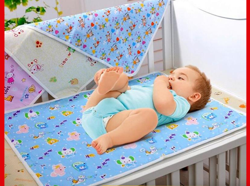 Chiếu lót chống thấm thay tả cho bé
