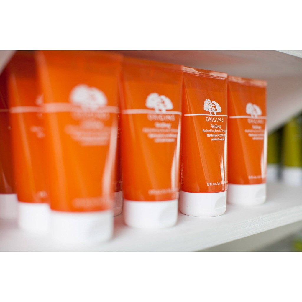 Sữa rửa mặt GinZing Refreshing scrub cleanser