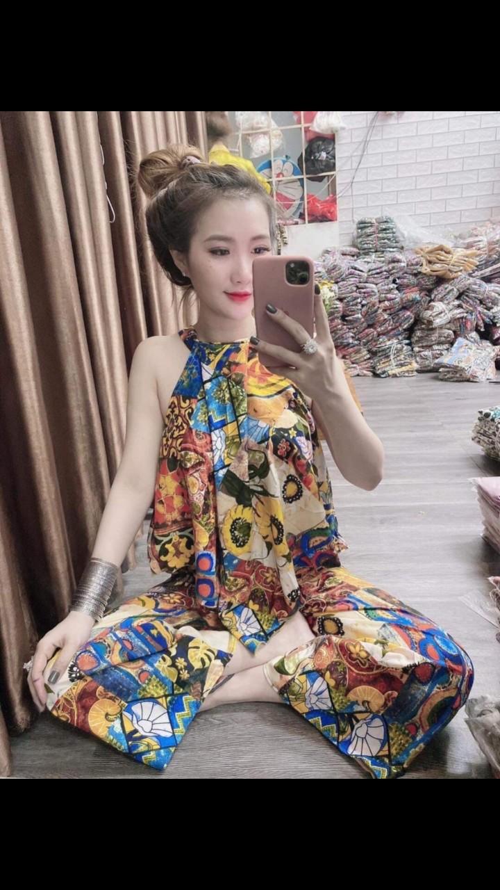 Set bộ nữ họa tiết thổ cẩm áo cổ yếm