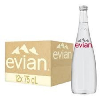 1 thùng Nước suối khoáng Evian chai thủy tinh 75cl tương đương 12 chai thumbnail