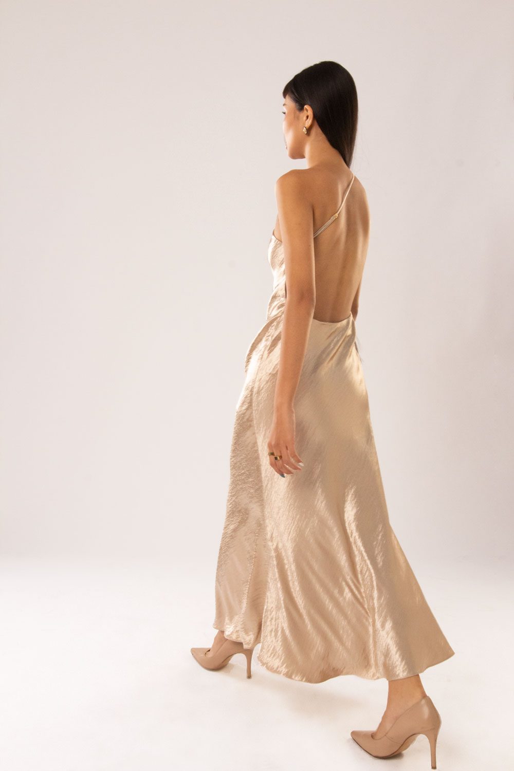 Đầm Cổ Chéo Satin Ally Daphale