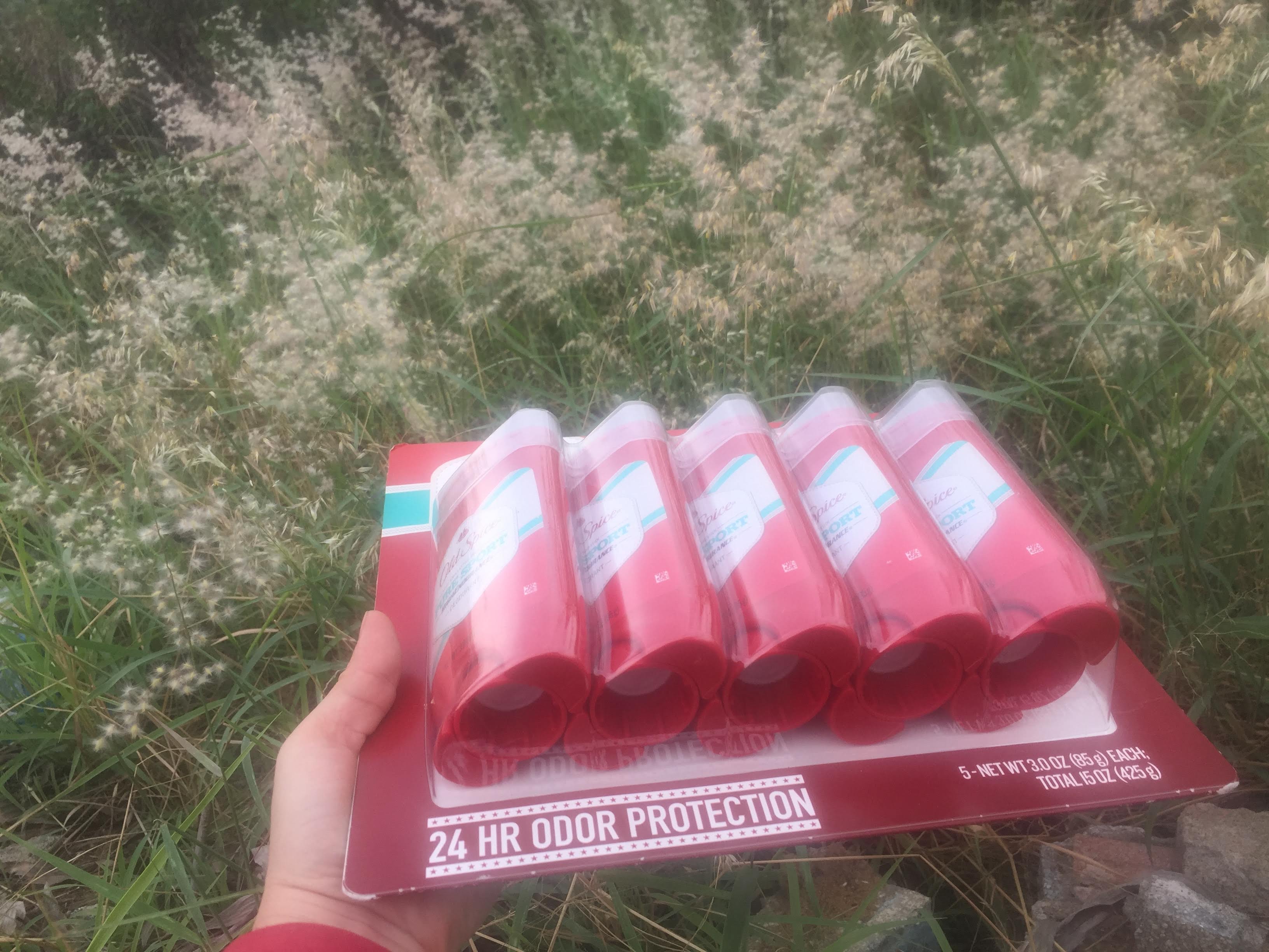 1 tuýp sáp lăn nách Mỹ Old Spice 85 gam