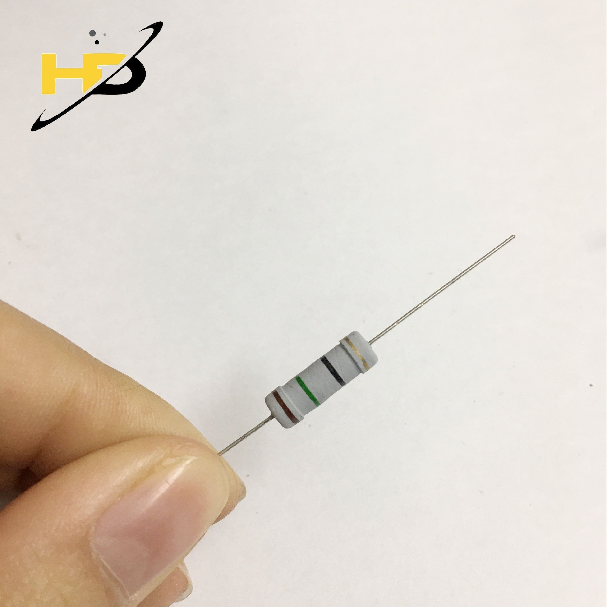 Gói 20 Con Điện Trở Công Suất 15R 2W 5% Mới