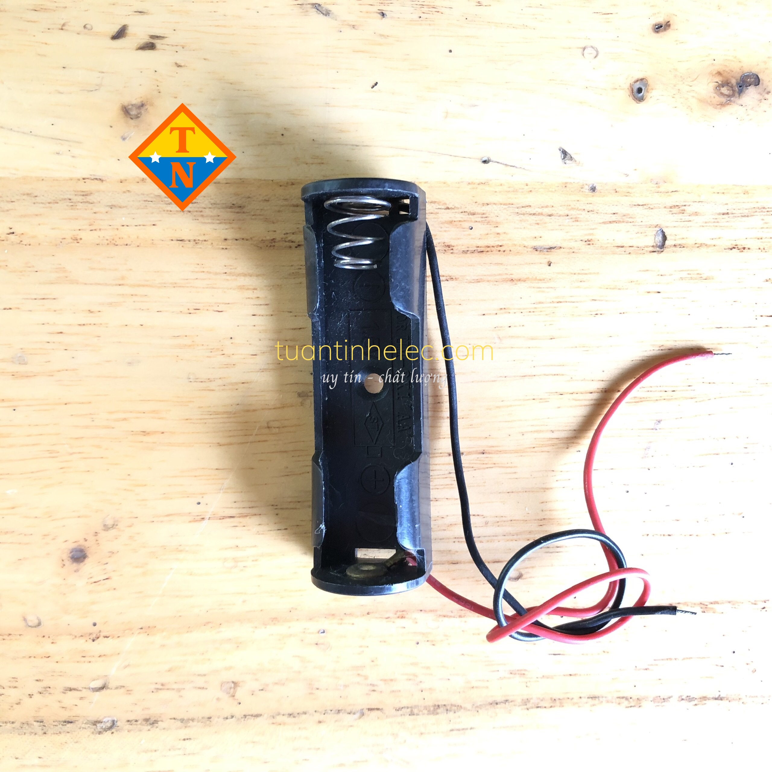 Đế pin 1, 2, 3,4 pin lắp pin 1.5v aa, aaa