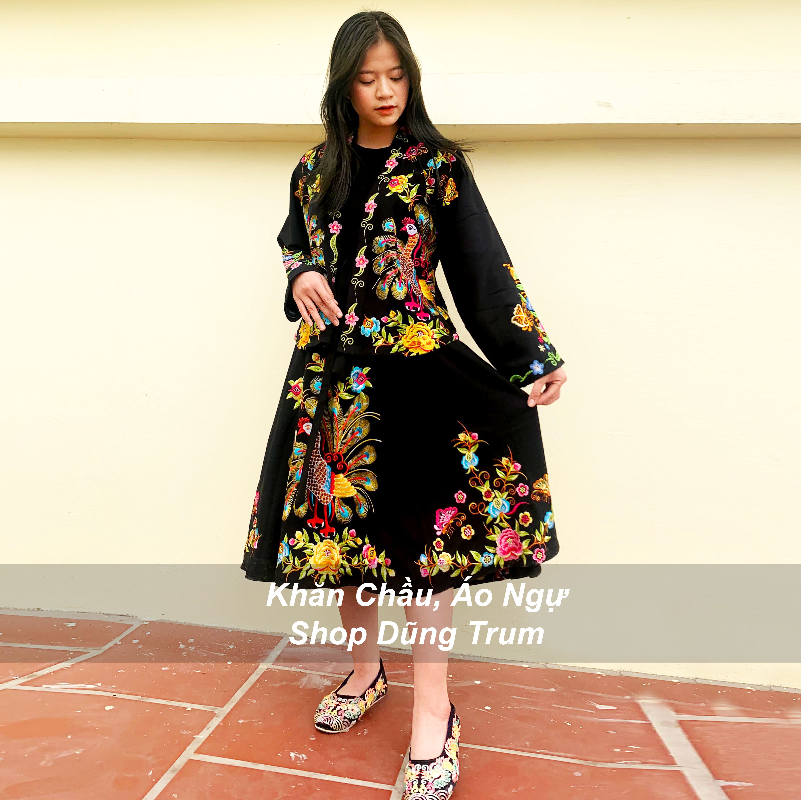 Trang phục hầu giá Cô Bé, hầu đồng Cô Bé Thượng Ngàn trong Tứ Phủ Thánh Cô