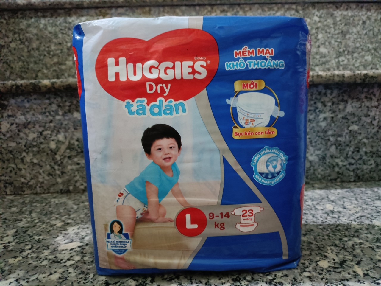 TÃ DÁN HUGGIES NB38/S30/M26/L23