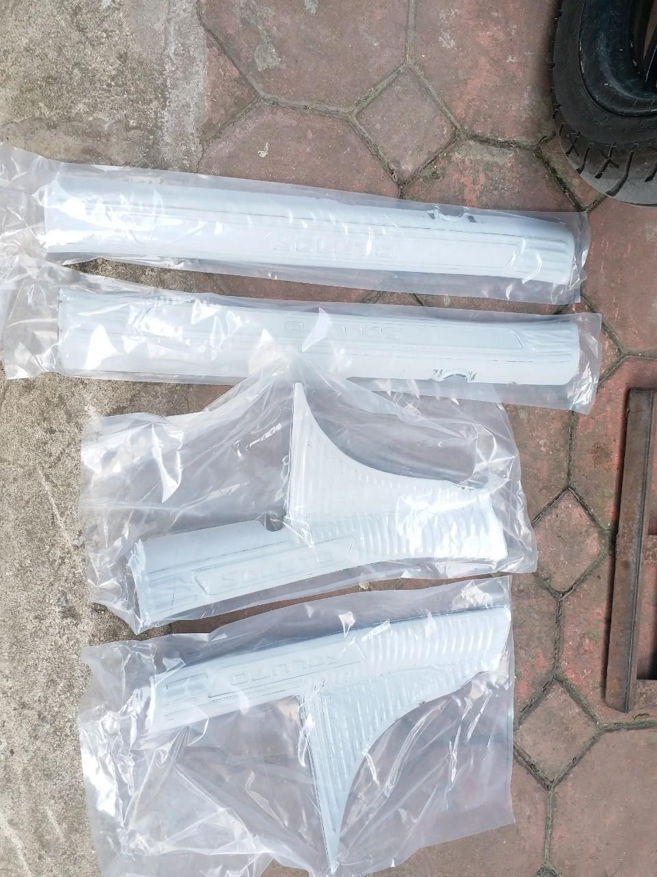 Ốp bậc trong INOX Kia Soluto