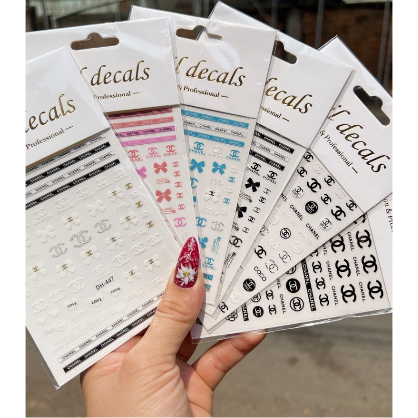 Sticker dán móng thương hiệu nhiều mẫu mới