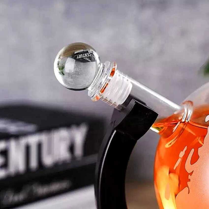 Chai Đựng Rượu Thủy Tinh 1500ML mẫu địa cầu GLOBE kèm đế gỗ - nắp thủy tinh đặc - Vỏ Chai Rượu Đẹp – Chai Thủy Tinh Đựng Rượu (E18)
