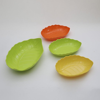 Set 10 đĩa hình chiếc lá bằng nhựa đựng hoa quả