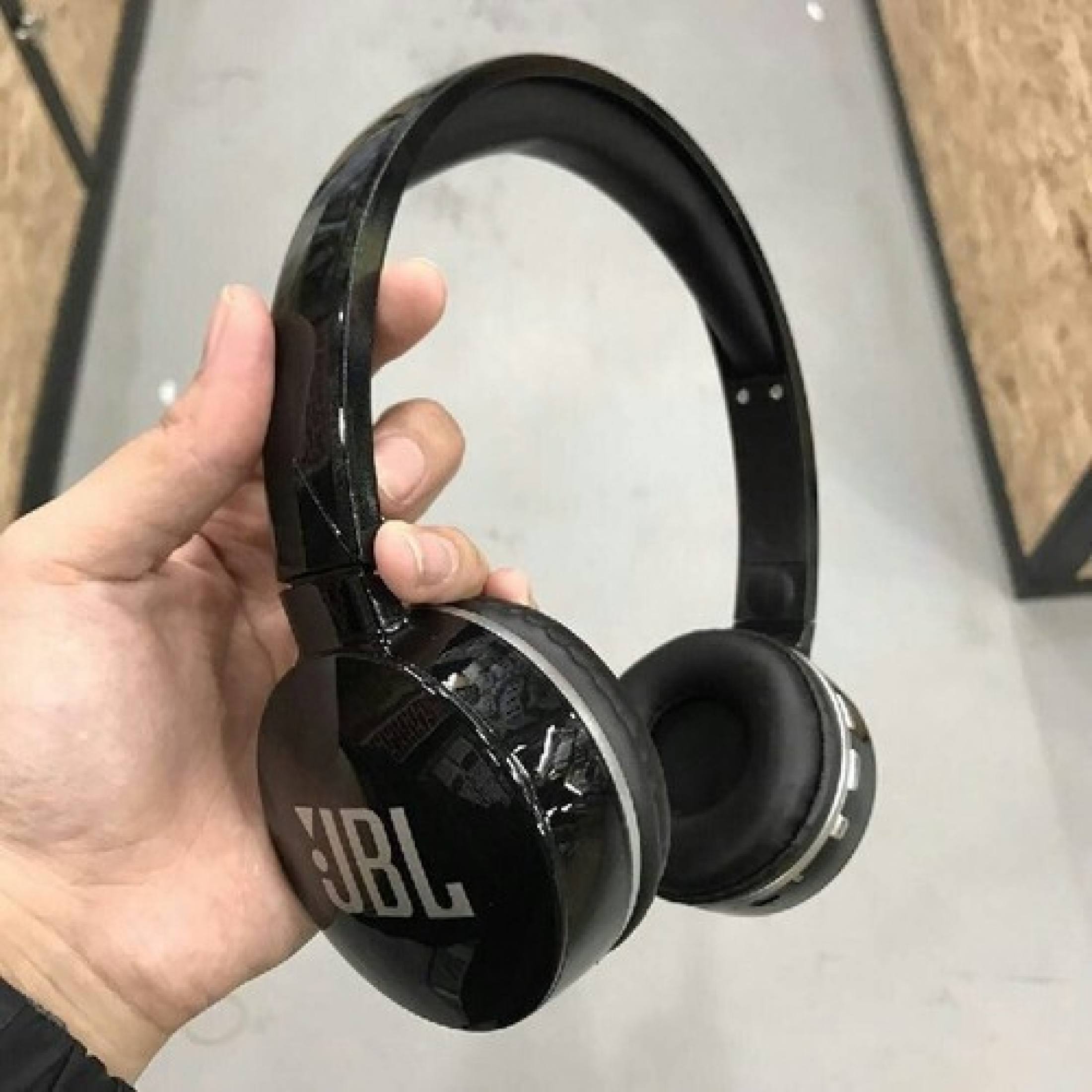 Headphone bluetooth jbl b74 tai nghe bluetooth jbl b74tai nghe blutooth jbl b74headphone bluetooth jbl b74( headphone + tay nghe ...headphone bluetooth jbl b74 giá sỉ - nơi bán buôn phân phối ...