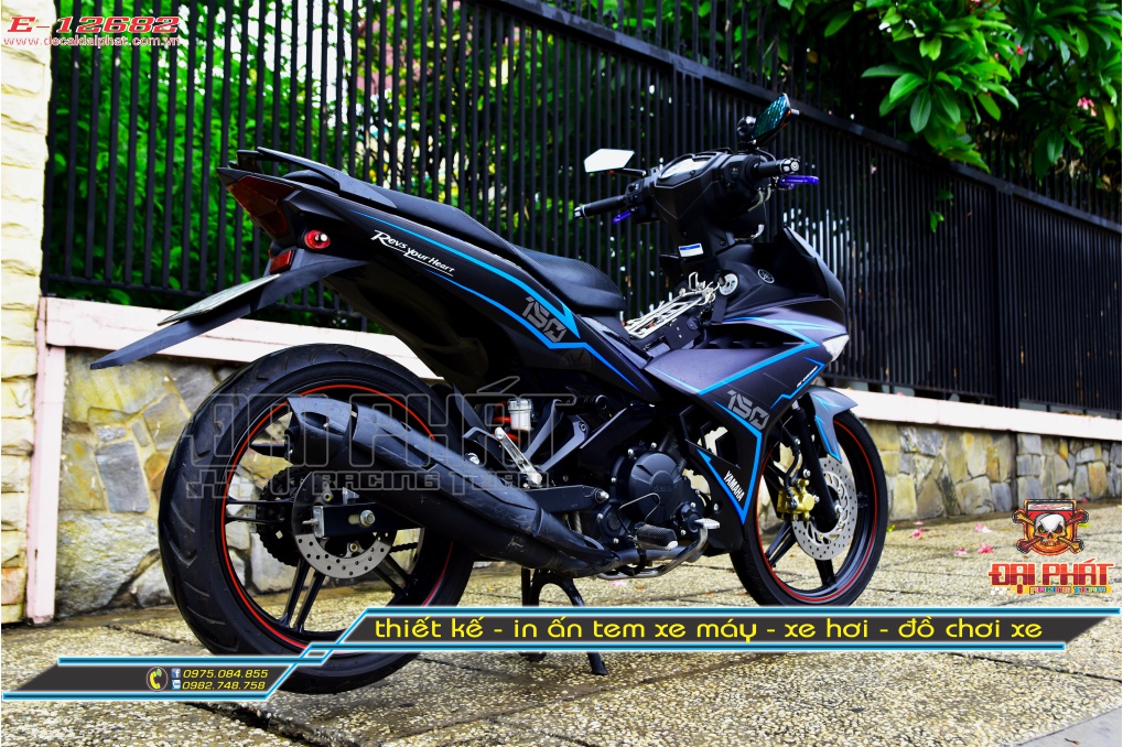 Tem Trùm Xe Exciter 150 Đen Chỉ Xanh