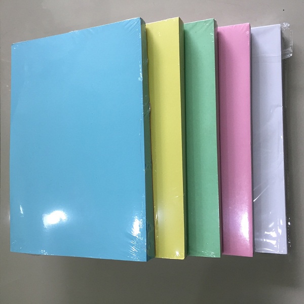 Bìa màu thái A4 ĐL 180gsm (1 xấp 100 tờ)