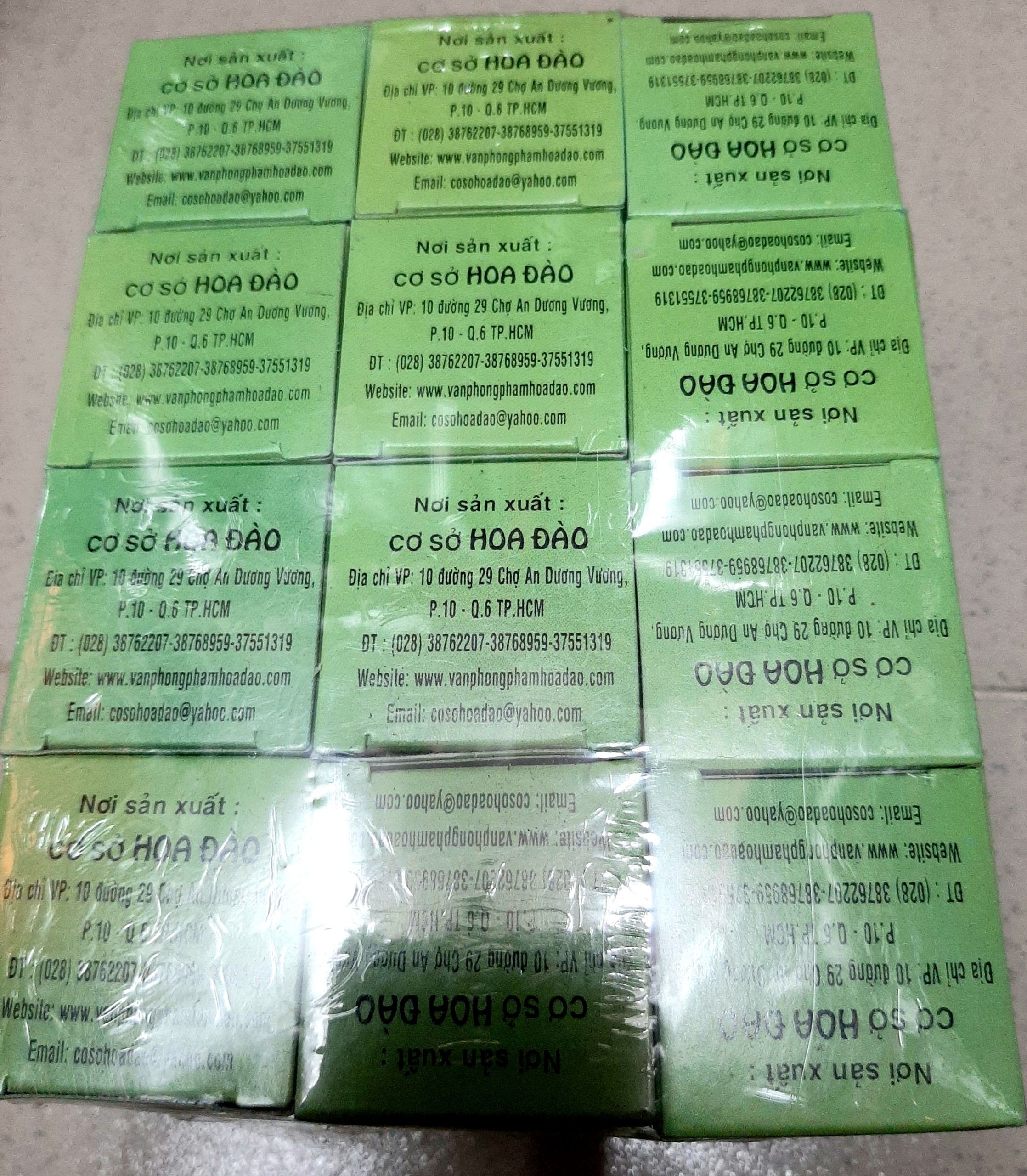 1 lố 12 chai mực cho bút lông dầu